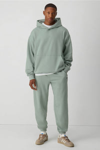 THE GO-TO OVERSIZED HOODIE