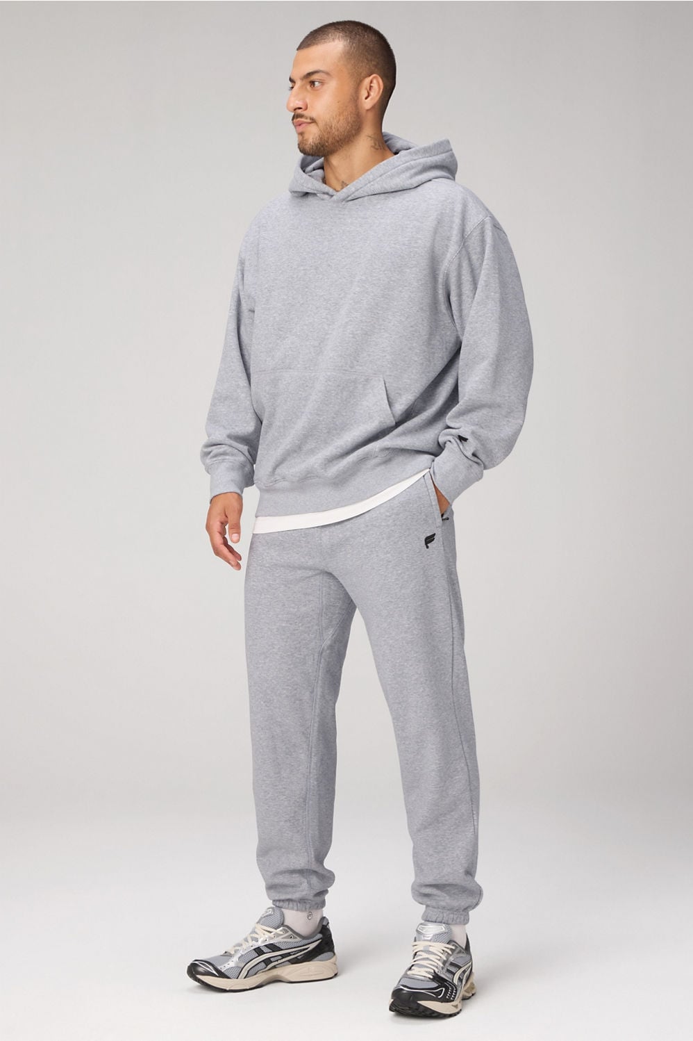 THE GO-TO OVERSIZED HOODIE