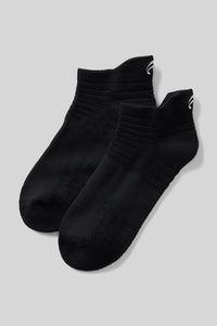 THE PERFORMANCE ANKLE SOCK