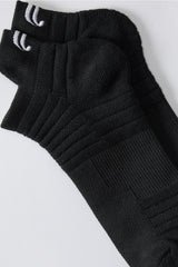 THE PERFORMANCE ANKLE SOCK