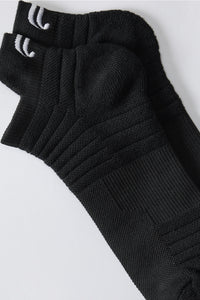 THE PERFORMANCE ANKLE SOCK