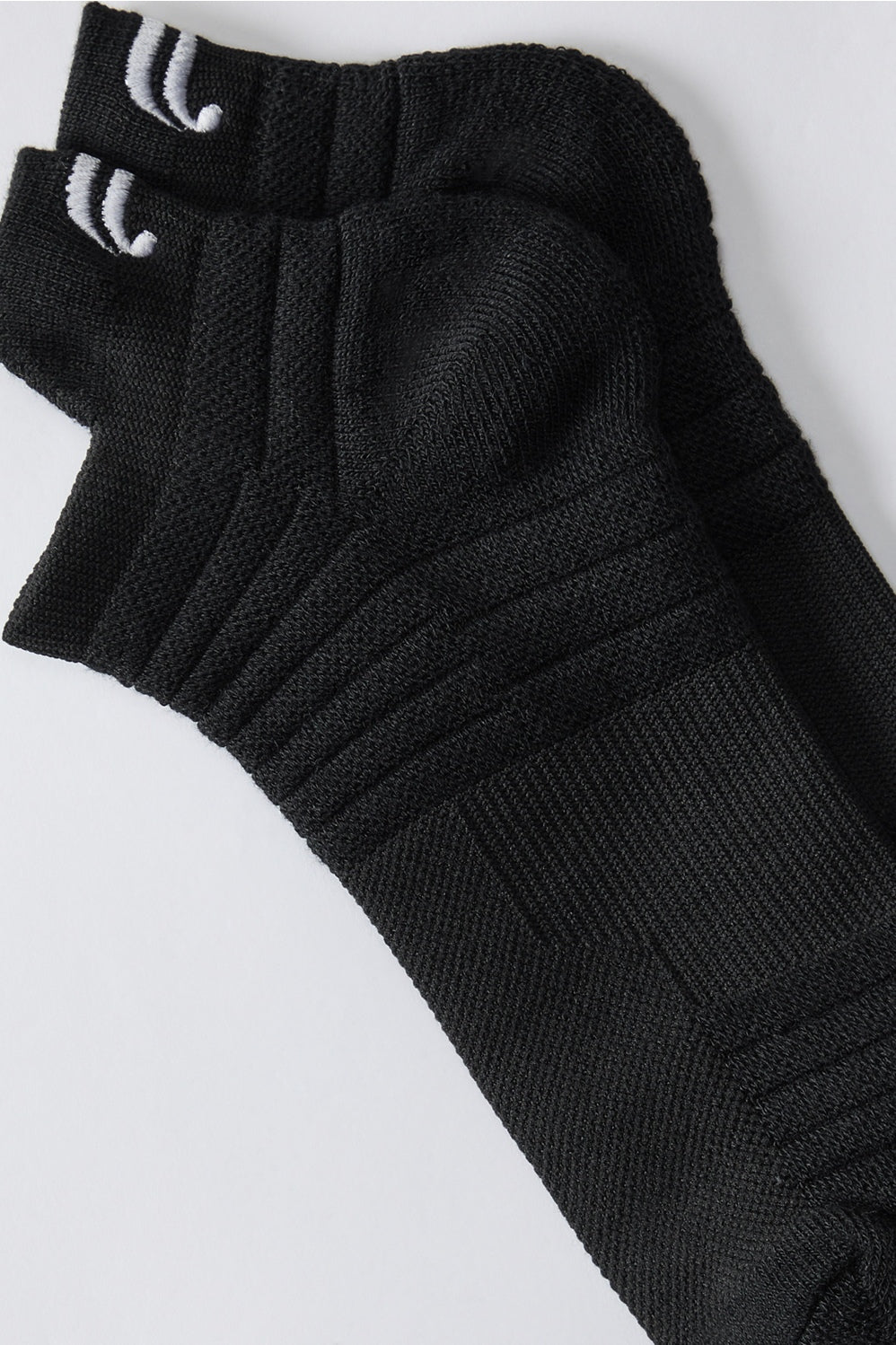 THE PERFORMANCE ANKLE SOCK
