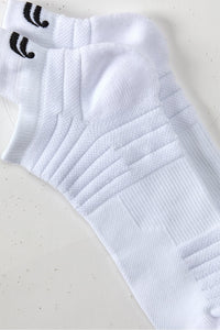 THE PERFORMANCE ANKLE SOCK