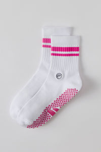 THE POWERHOUSE QUARTER CREW GRIP SOCK