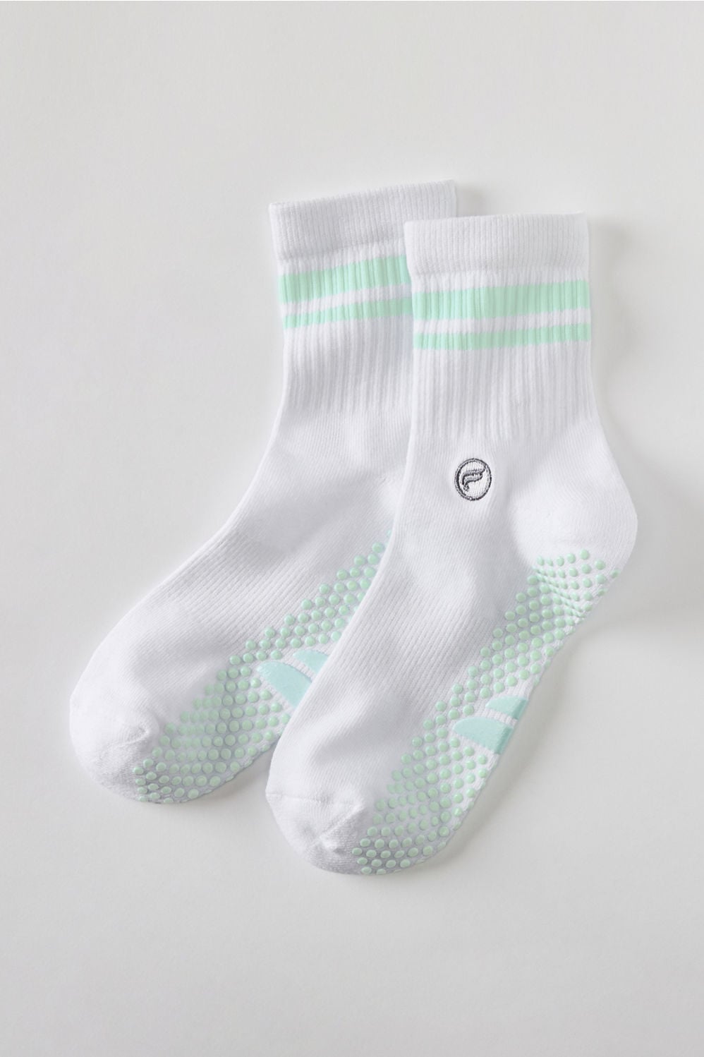 THE POWERHOUSE QUARTER CREW GRIP SOCK