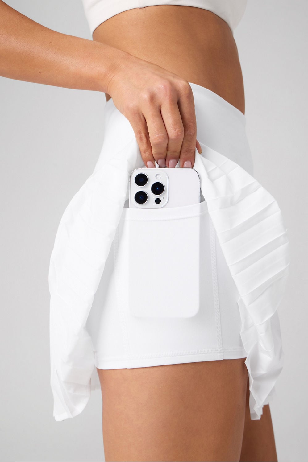 HOT SHOT PLEATED CLASSIC MINI SKIRT