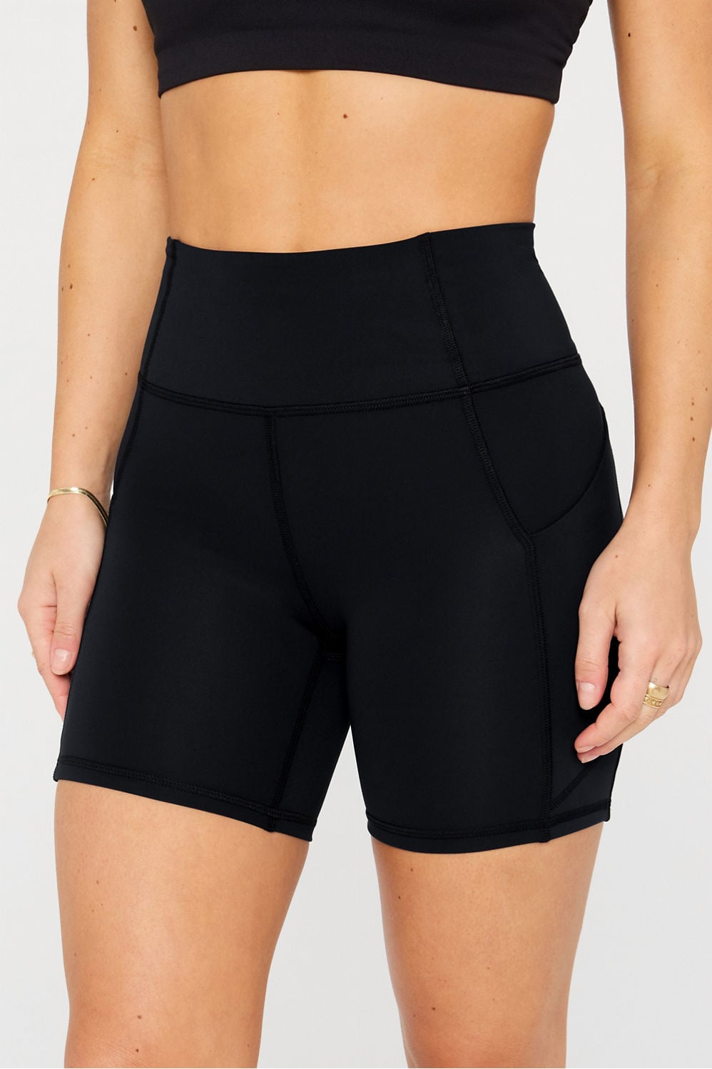 OASIS HIGH-WAISTED SHORT 6"