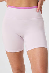 ANYWHERE MOTION WAISTED TIPPED SHORT 6"
