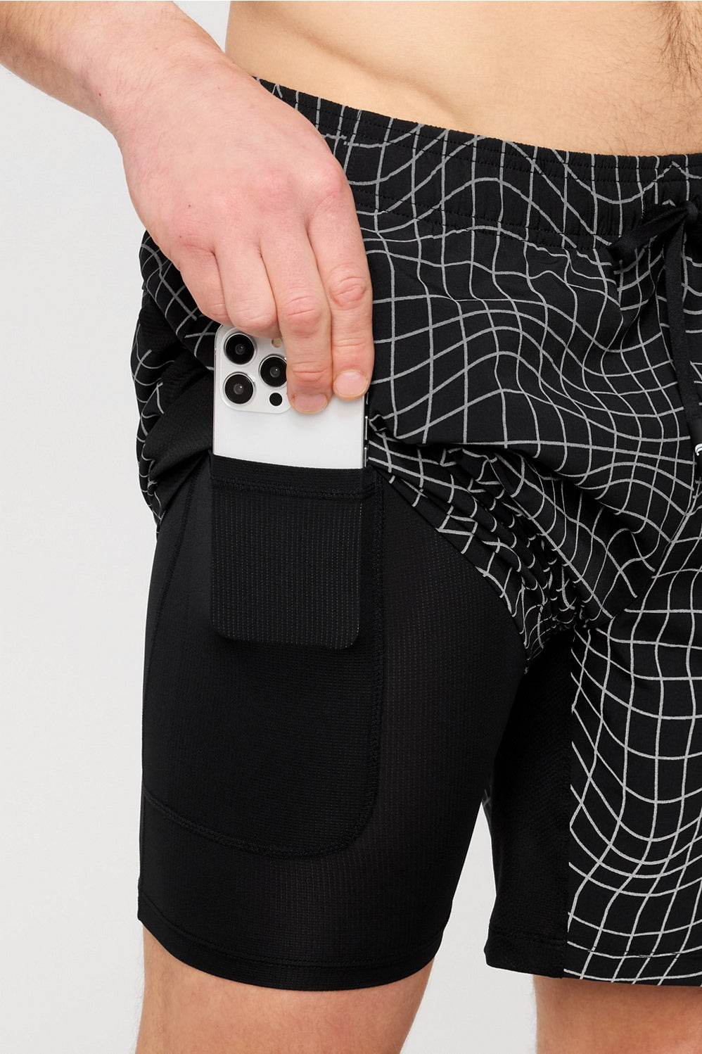 THE 7" O2 RUN SHORT (LINED)