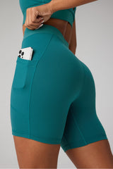 ON-THE-GO HIGH-WAISTED SHORT 6"