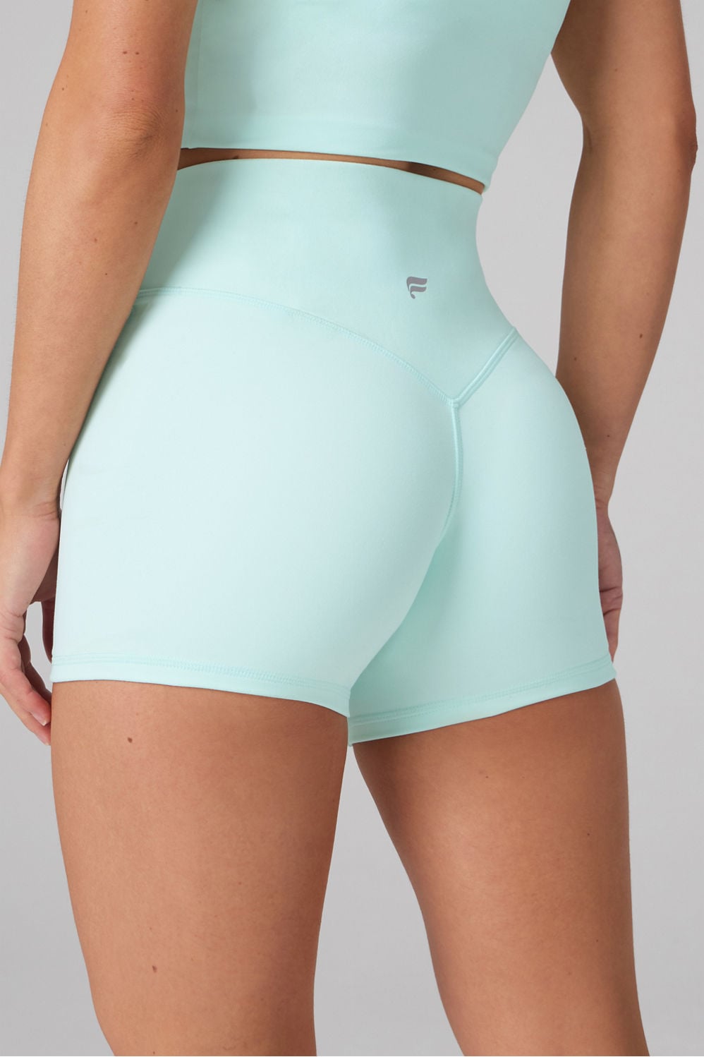 THE NO-SEAM PURELUXE TLC SHORT 4”