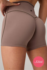 THE NO-SEAM PURELUXE TLC SHORT 4"