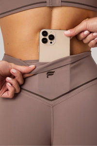 THE NO-SEAM PURELUXE TLC SHORT 4"