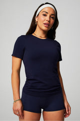 FEATHER TECH+ SHORT- SLEEVE TOP