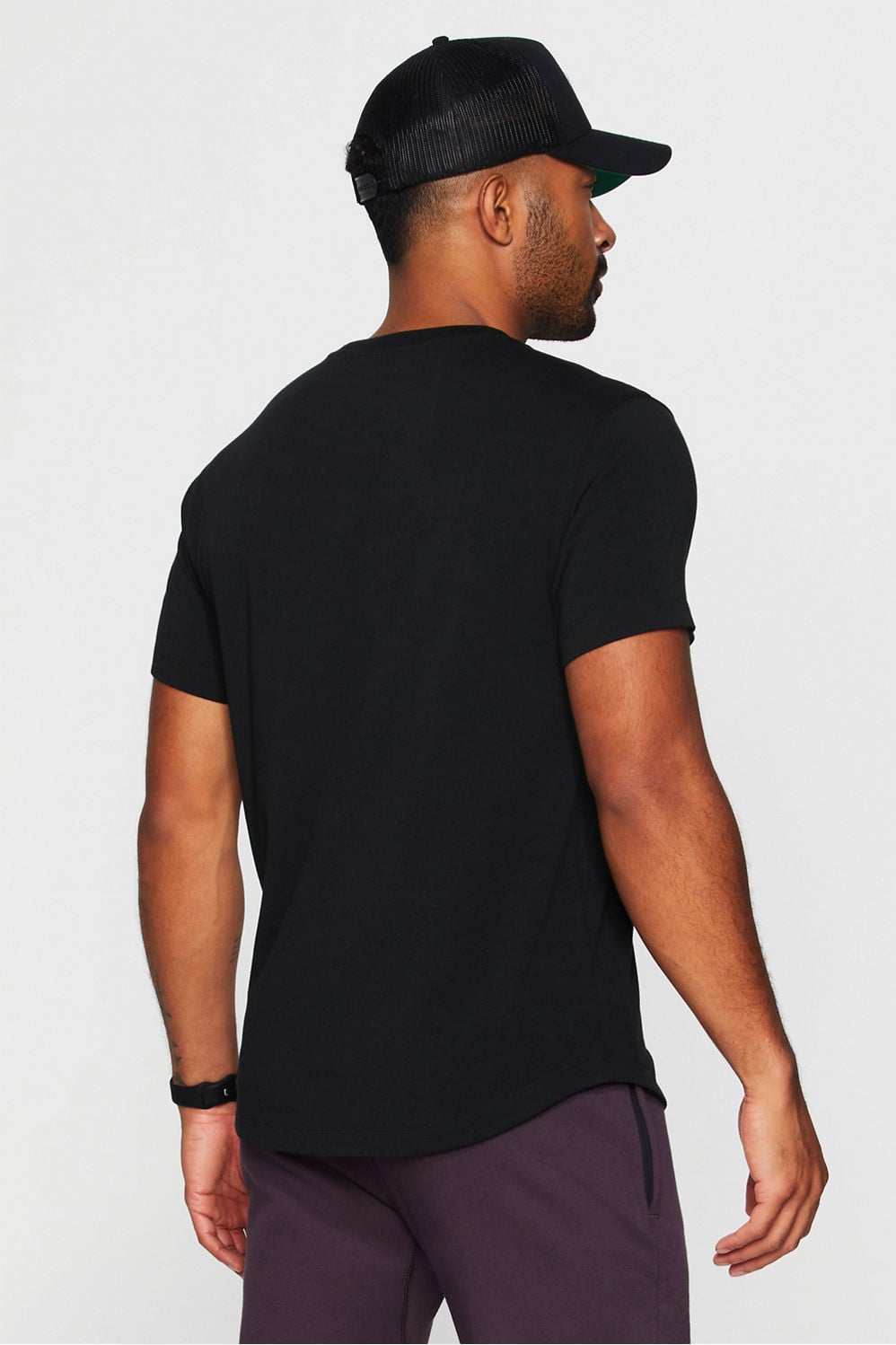 THE 24-7 TEE CURVED HEM