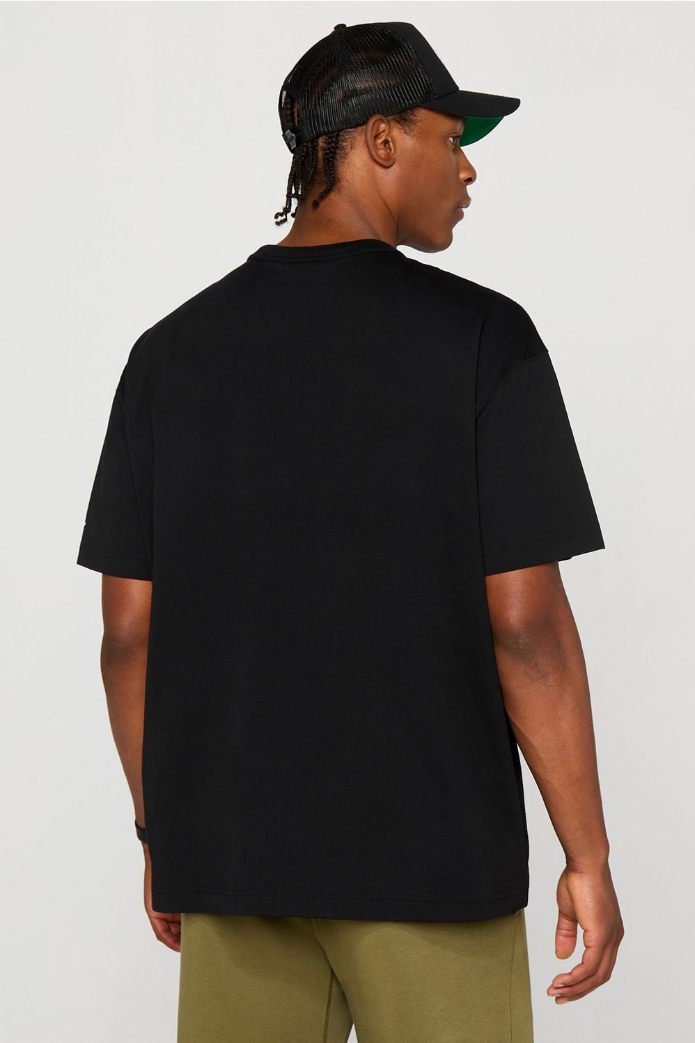 THE EFFORTLESS TEE