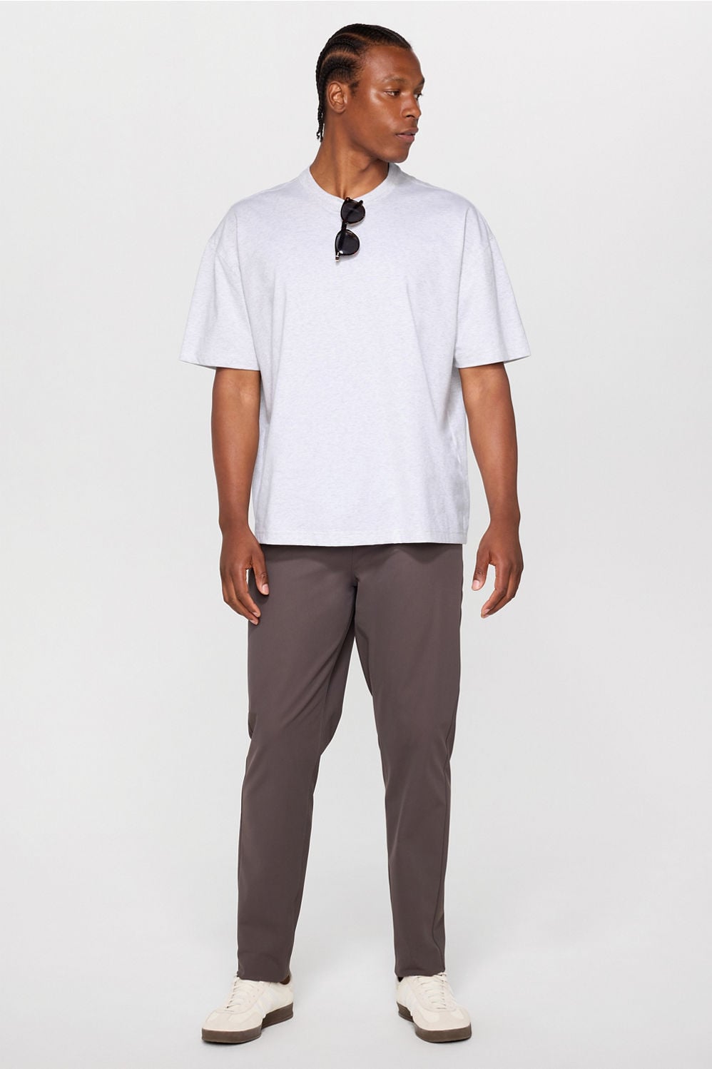 THE EFFORTLESS TEE