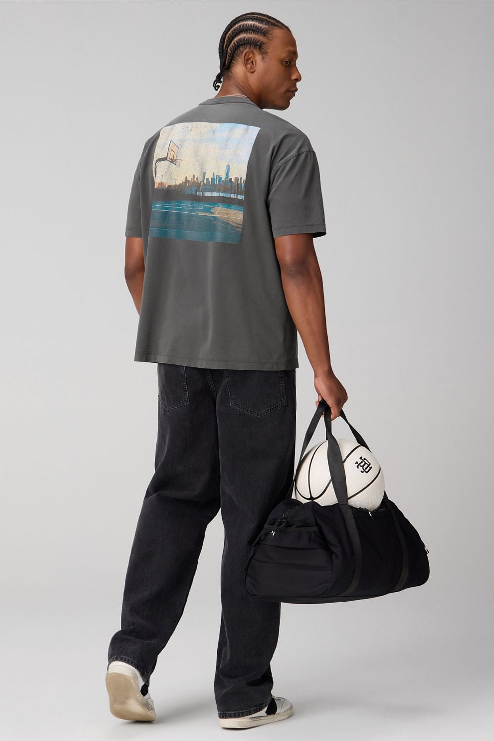 THE EFFORTLESS TEE