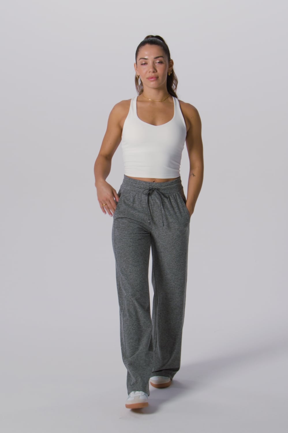 ANYWHERE BUILT-IN BRA TANK