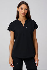 EVOLVE SCRUB TOP